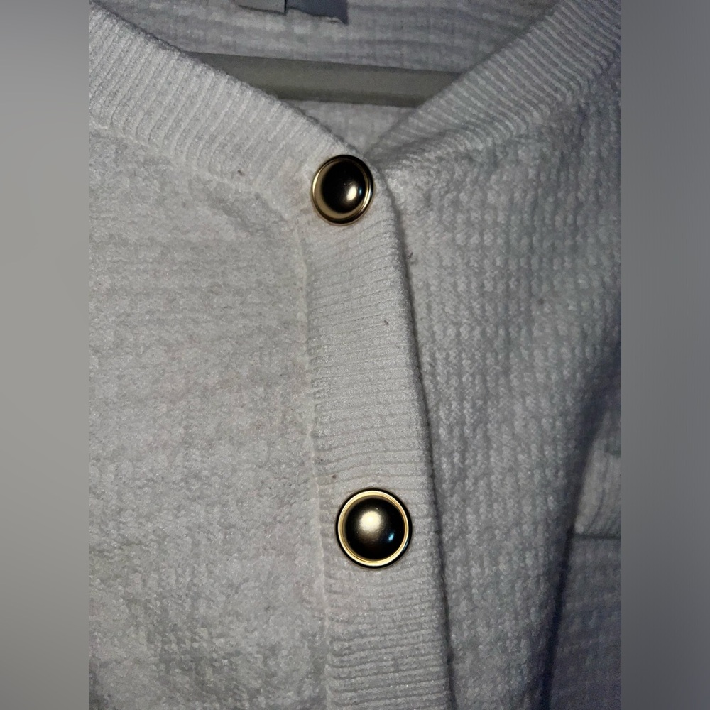 Elegant White Cardigan Sweater - Picture 7 of 8